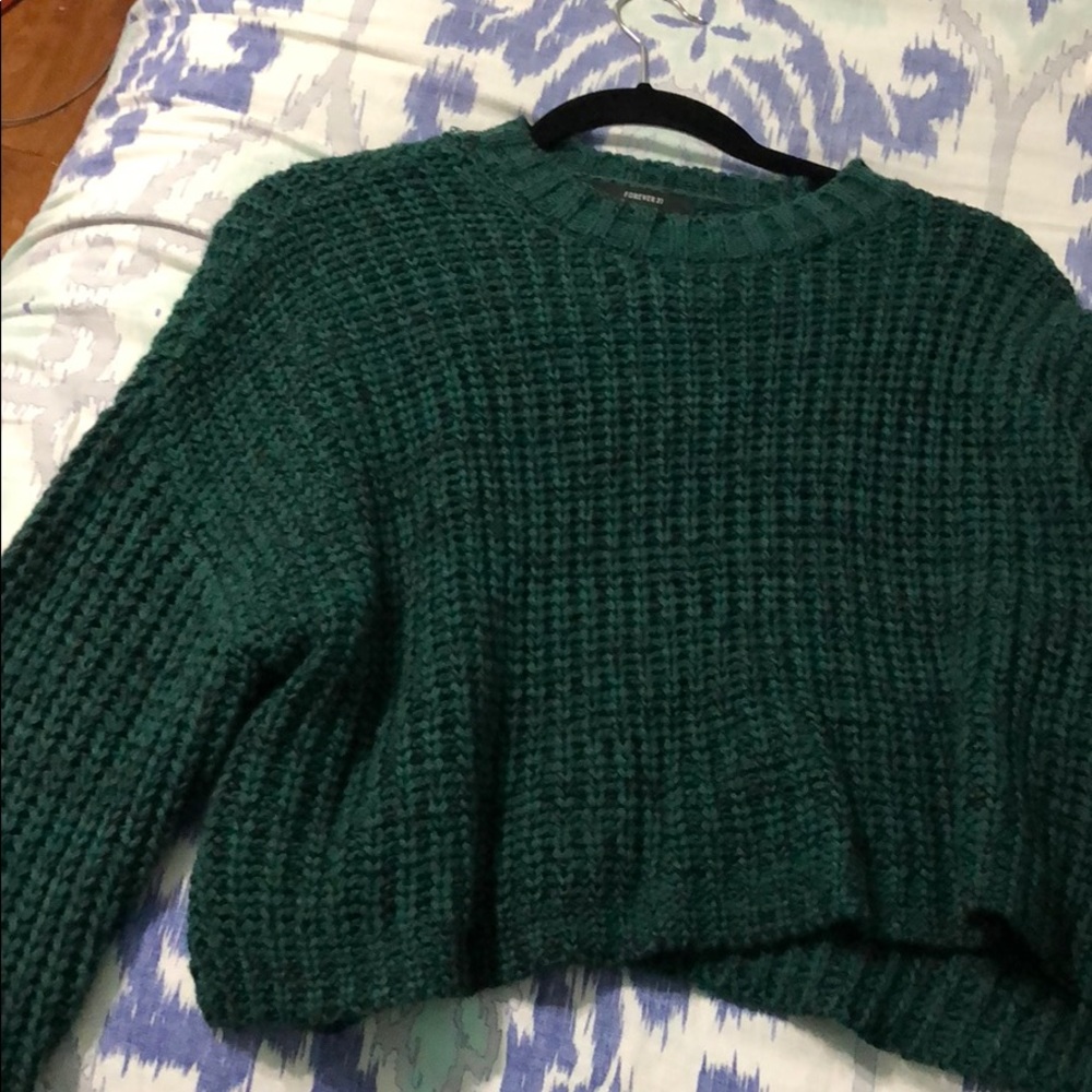 Cropped green thick sweater